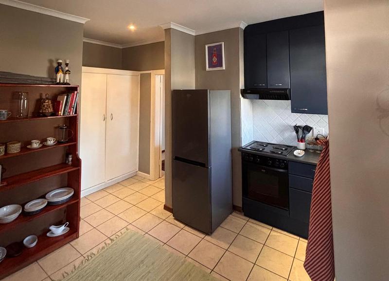 To Let 2 Bedroom Property for Rent in Fish Hoek Western Cape